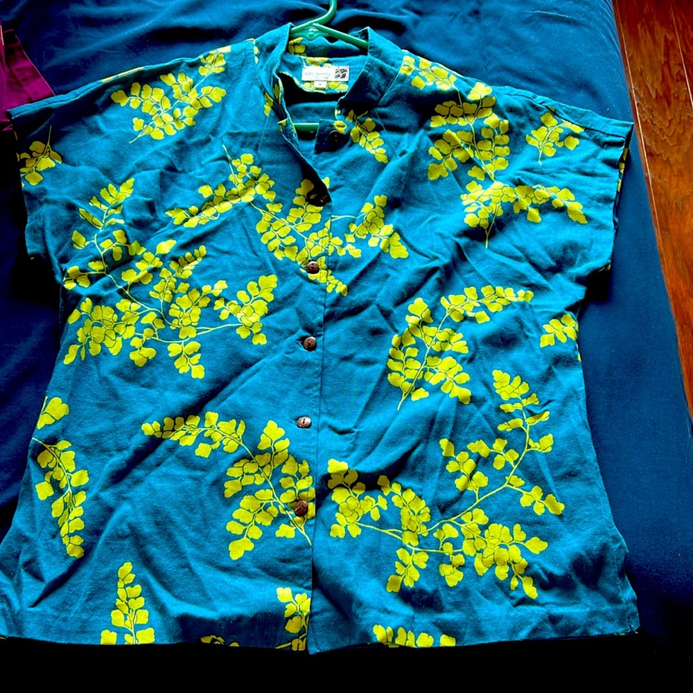 Sig Zane blouse